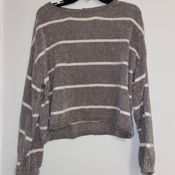 American Eagle Striped Sweater - Picture 1 of 3